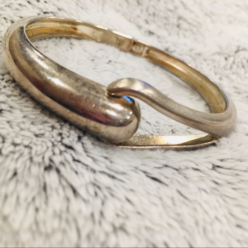 Silver Tone Bangle